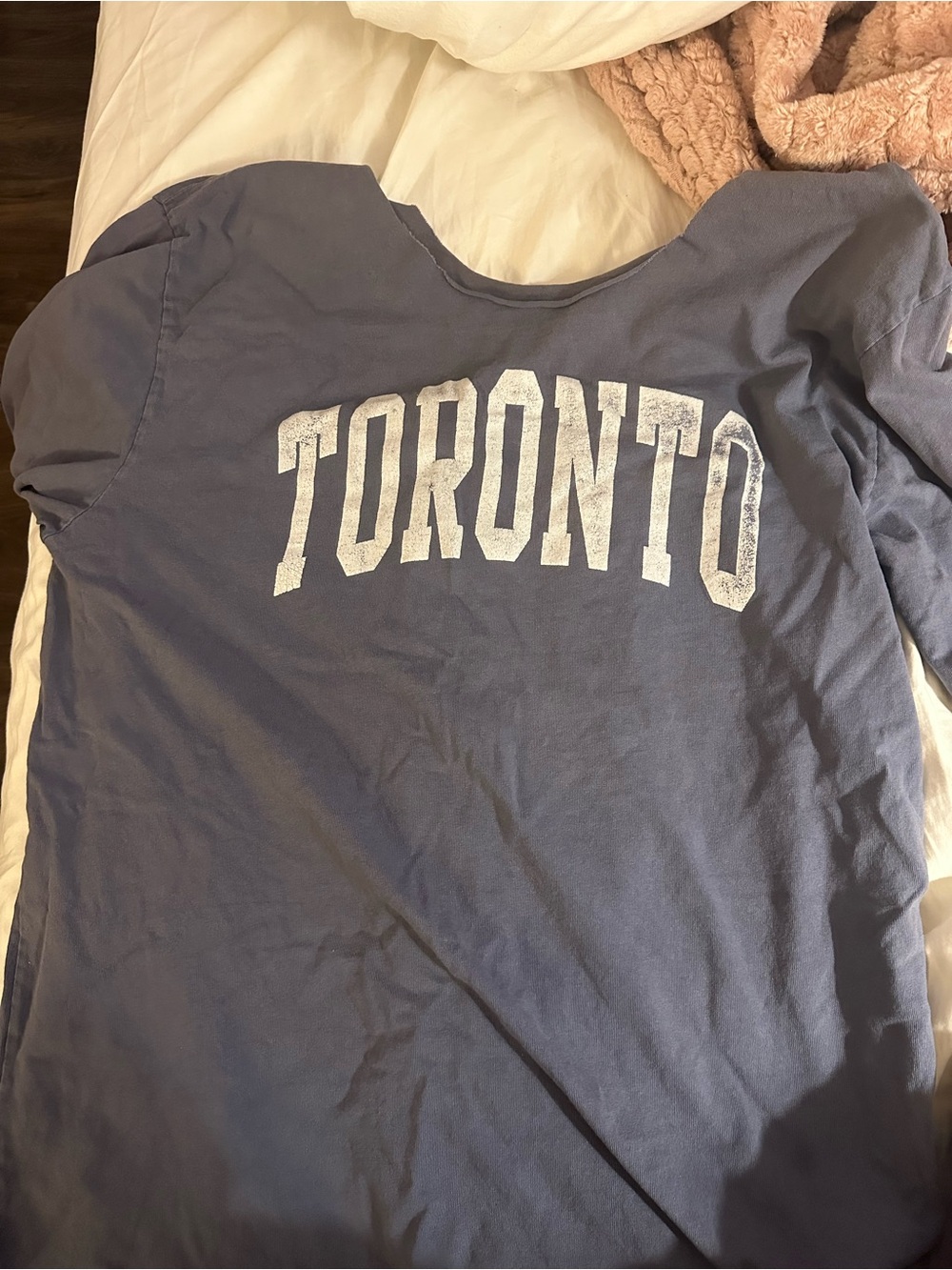 Brandy Melville Toronto Graphic Tee - Slate Blue longsleeve